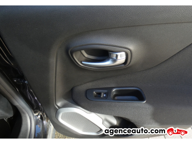 Jeep Renegade — 16